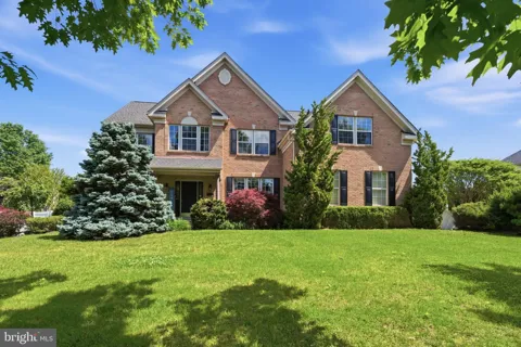 17 AMARYLLIS LANE