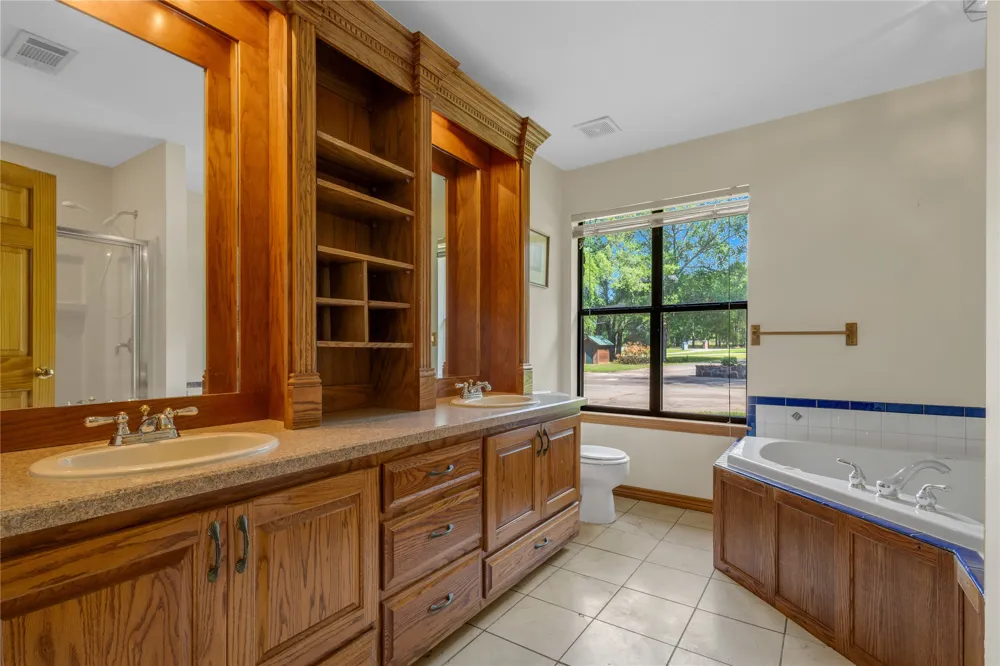 660 County Road 1503 Alba, TX 75410