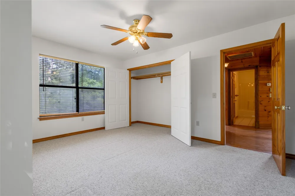 660 County Road 1503 Alba, TX 75410
