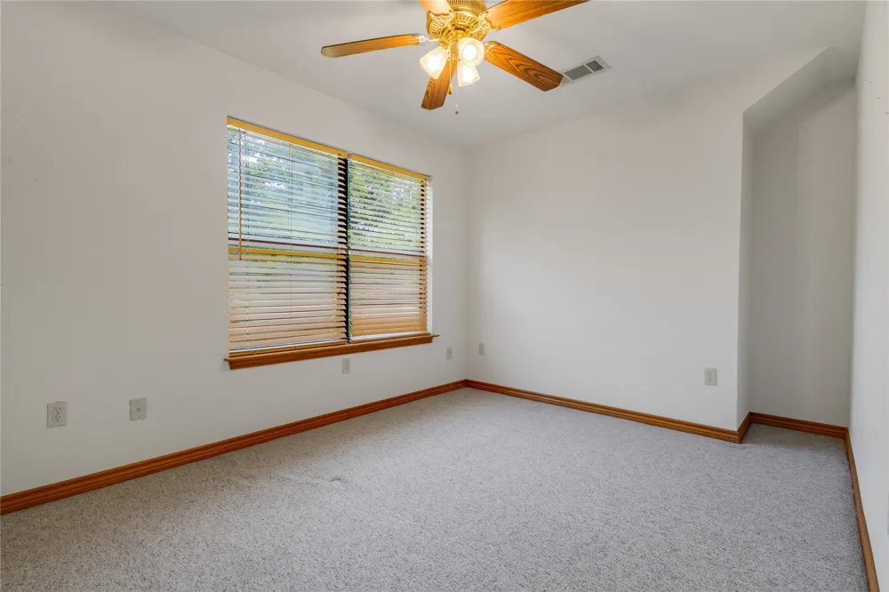 660 County Road 1503 Alba, TX 75410