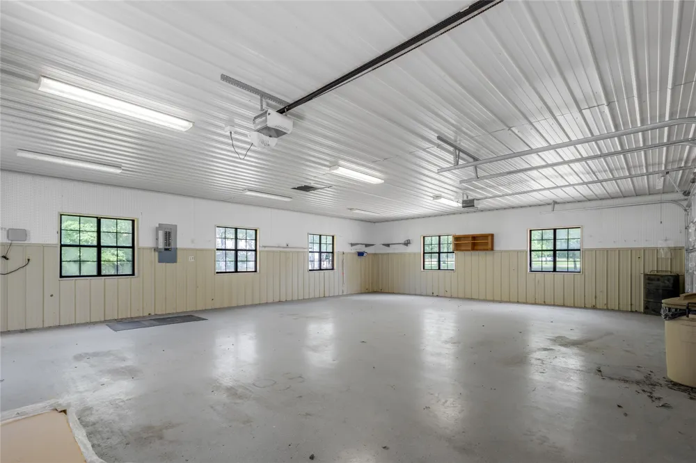 660 County Road 1503 Alba, TX 75410