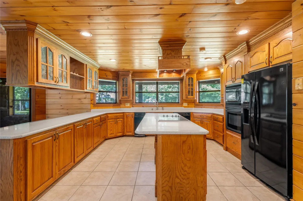 660 County Road 1503 Alba, TX 75410