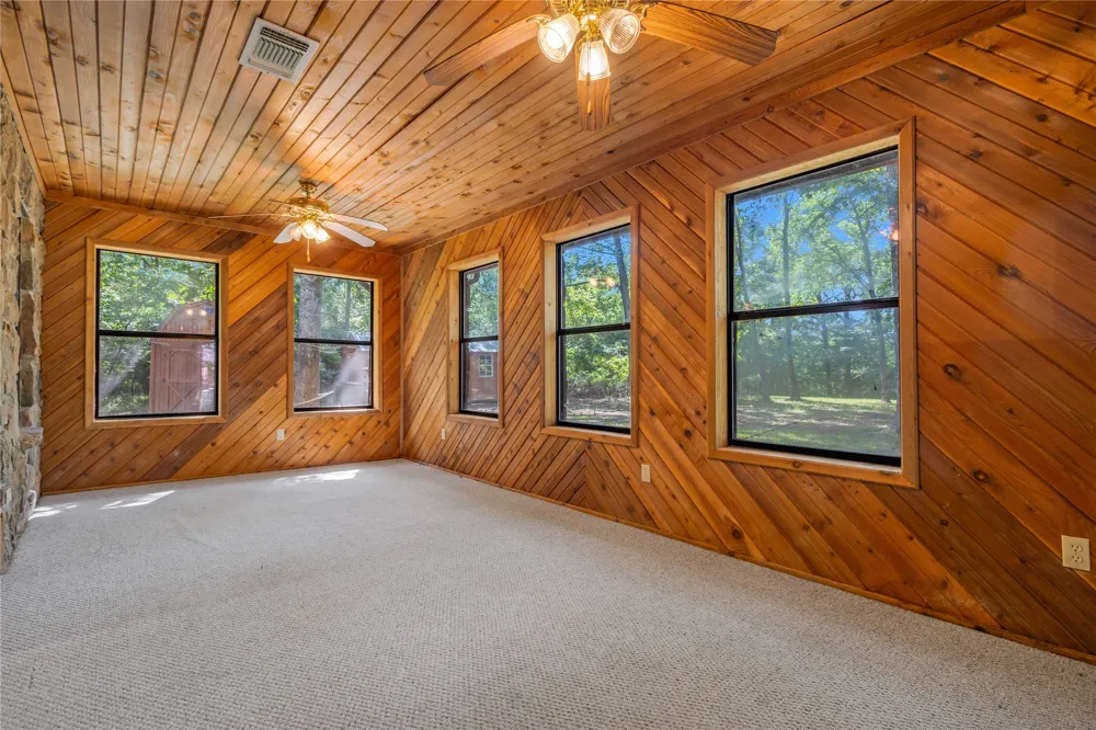 660 County Road 1503 Alba, TX 75410