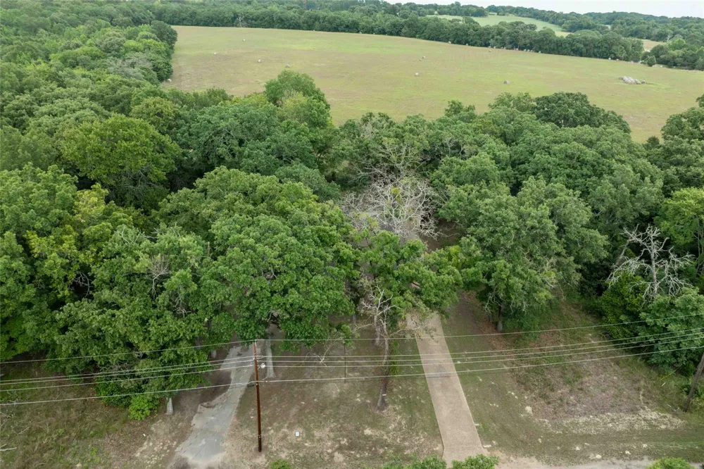 530 Holly Glen Murchison, TX 75778
