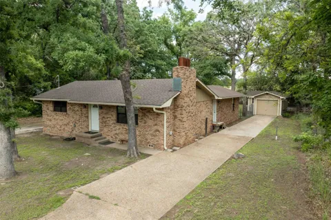 530 Holly Glen