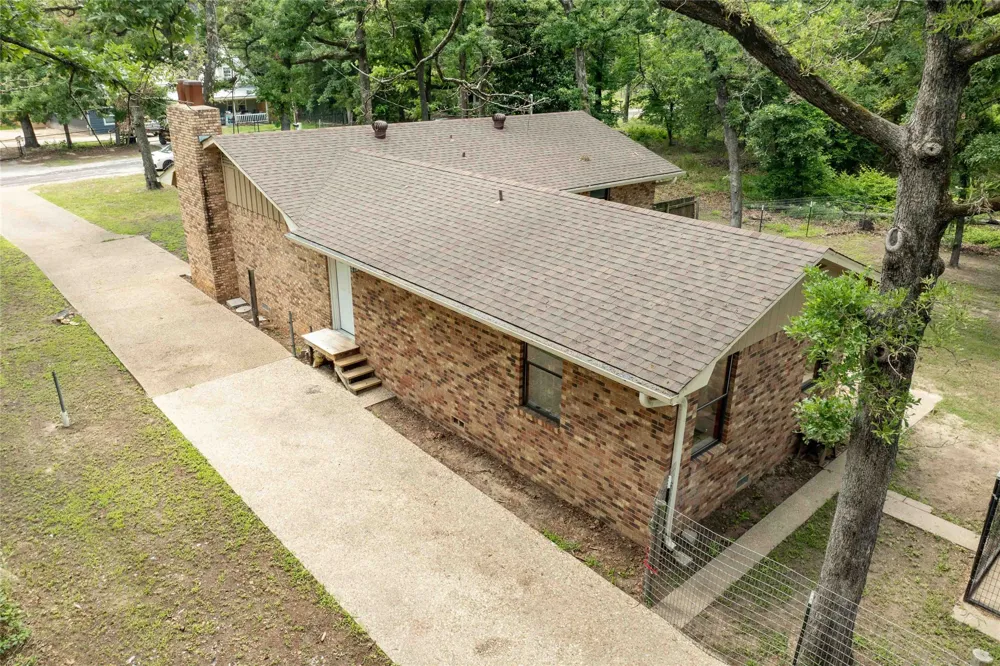 530 Holly Glen Murchison, TX 75778