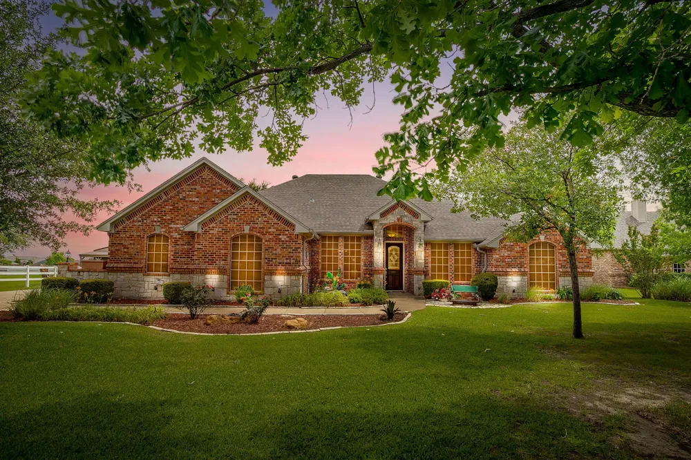 709 Lonesome Prairie Trail Haslet, TX 76052