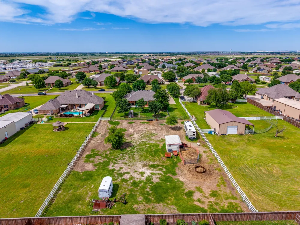 709 Lonesome Prairie Trail Haslet, TX 76052