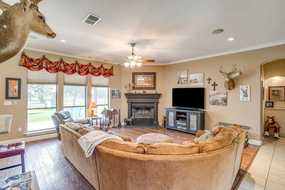 709 Lonesome Prairie Trail Haslet, TX 76052