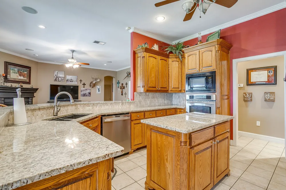 709 Lonesome Prairie Trail Haslet, TX 76052