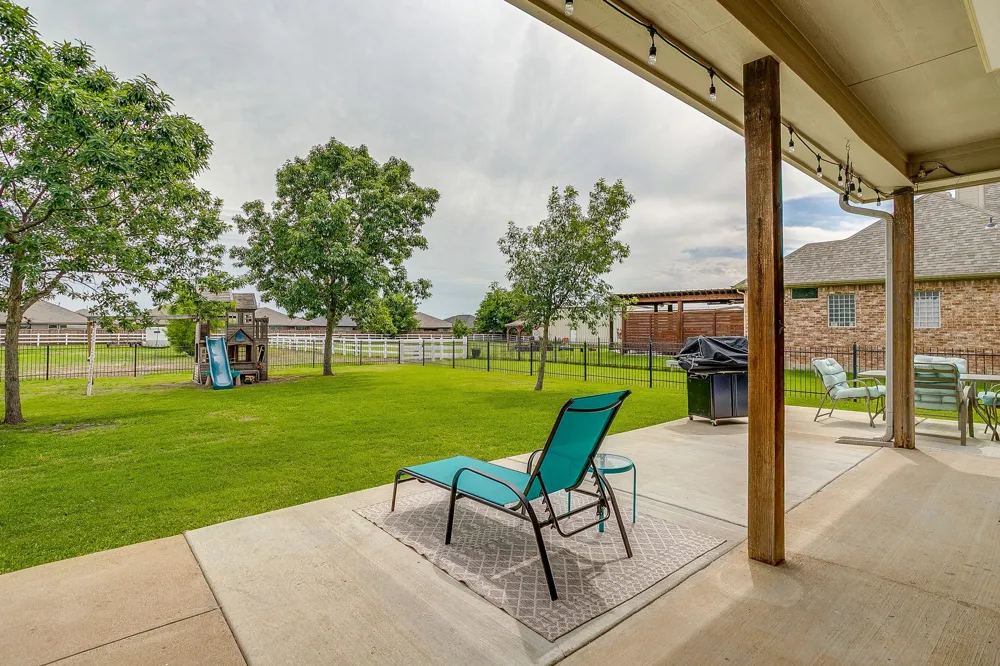 709 Lonesome Prairie Trail Haslet, TX 76052