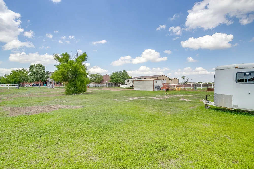 709 Lonesome Prairie Trail Haslet, TX 76052