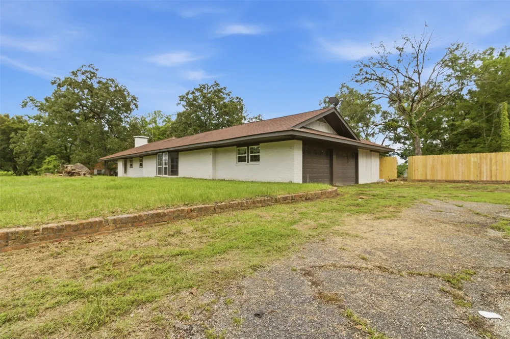 325 Sunset Boulevard Lufkin, TX 75904