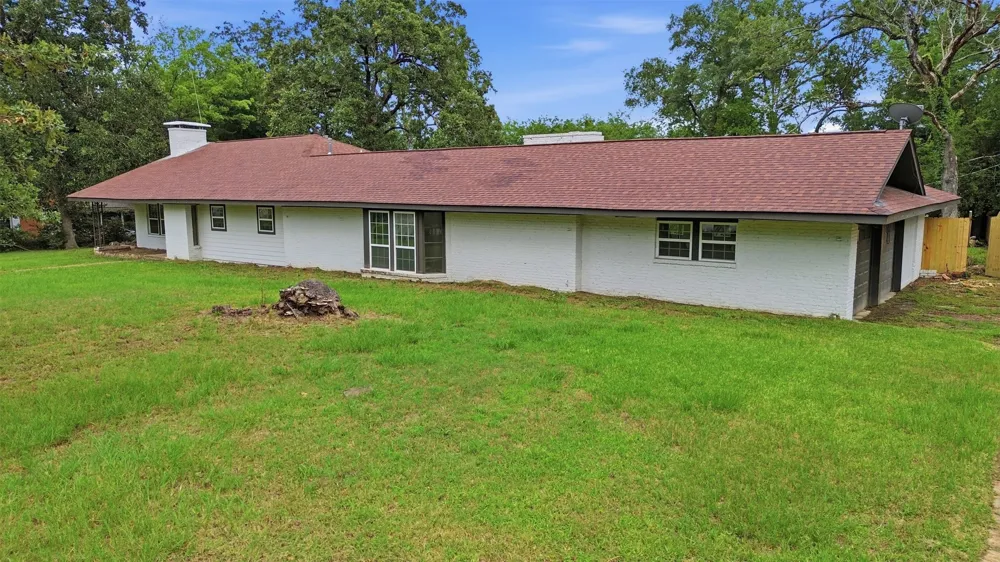 325 Sunset Boulevard Lufkin, TX 75904