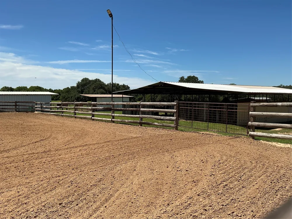 3900 County Road 304 Comanche, TX 76442