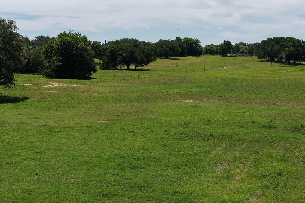 3900 County Road 304 Comanche, TX 76442