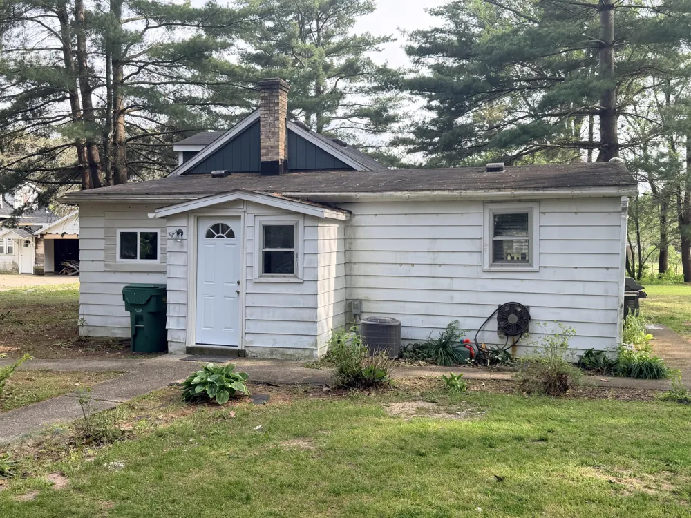 2032 S 17th Street Niles, MI 49120