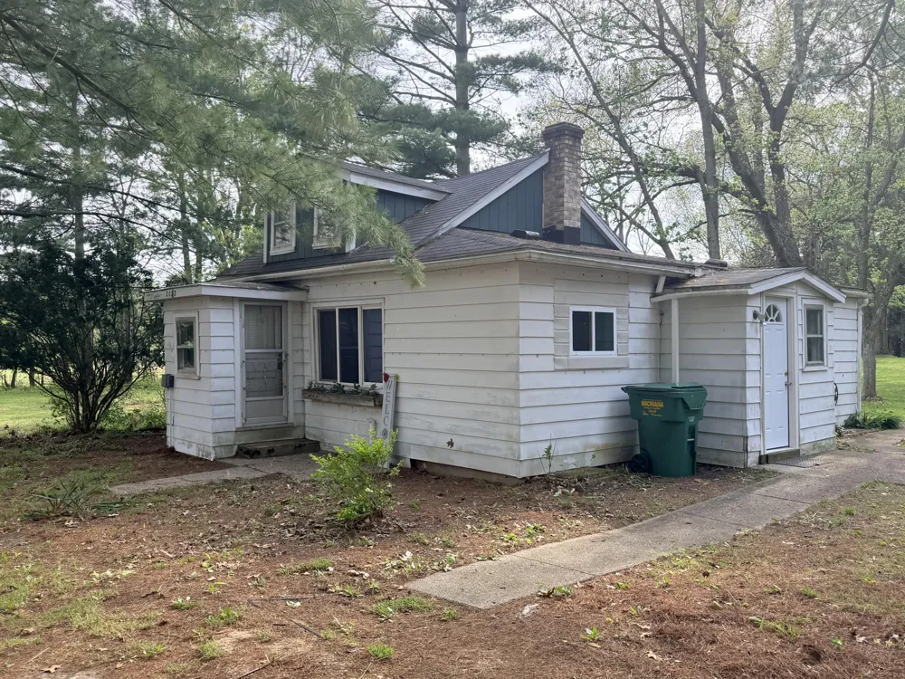 2032 S 17th Street Niles, MI 49120