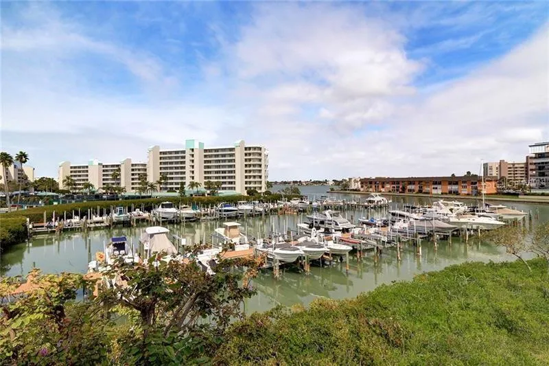7907 SAILBOAT KEY BOULEVARD S #105 South Pasadena, FL 33707