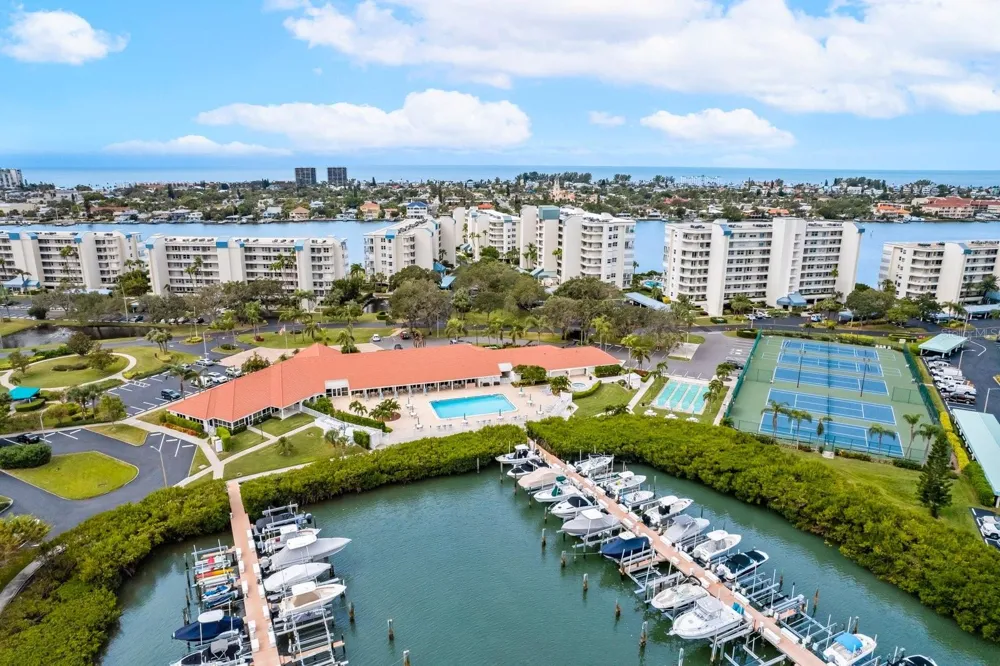 7907 SAILBOAT KEY BOULEVARD S #105 South Pasadena, FL 33707