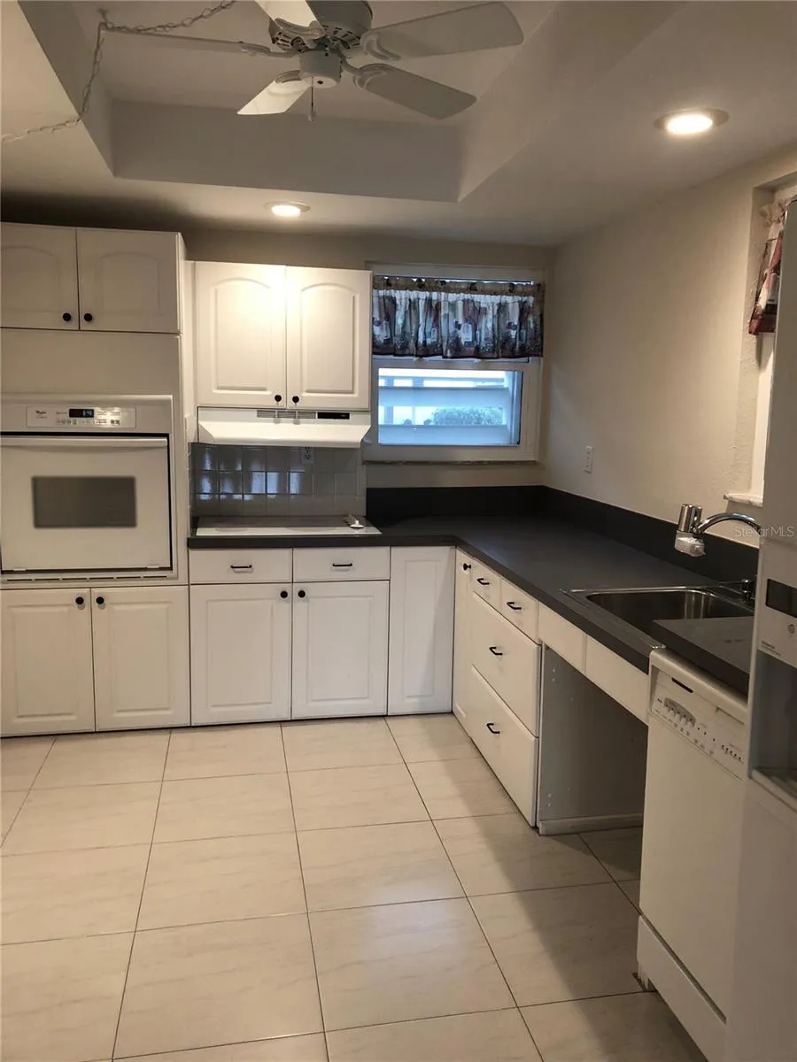 7907 SAILBOAT KEY BOULEVARD S #105 South Pasadena, FL 33707