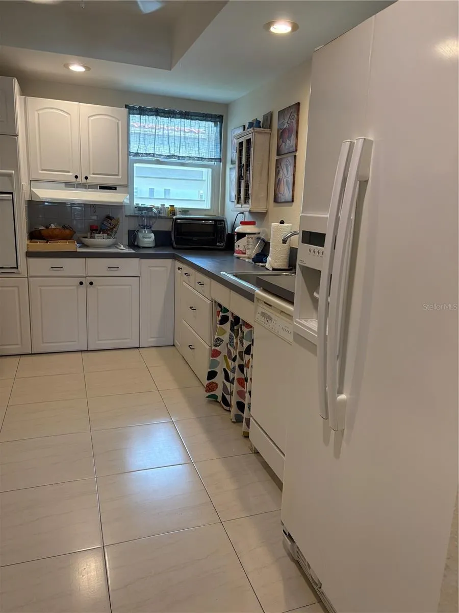 7907 SAILBOAT KEY BOULEVARD S #105 South Pasadena, FL 33707