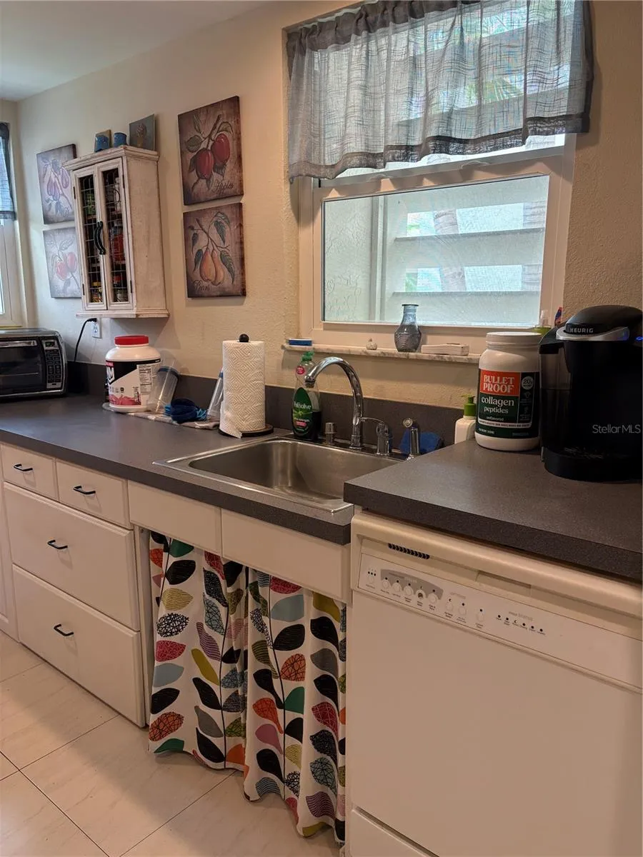 7907 SAILBOAT KEY BOULEVARD S #105 South Pasadena, FL 33707