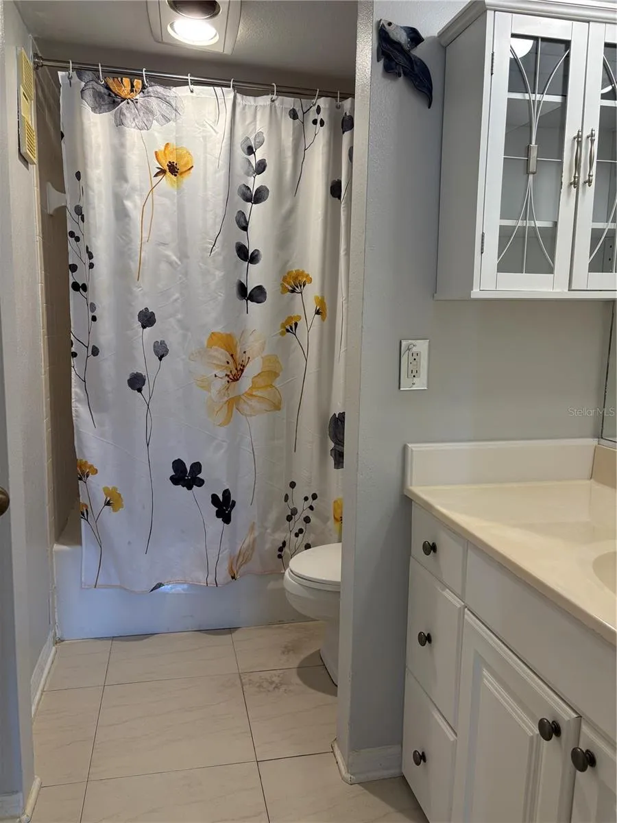 7907 SAILBOAT KEY BOULEVARD S #105 South Pasadena, FL 33707