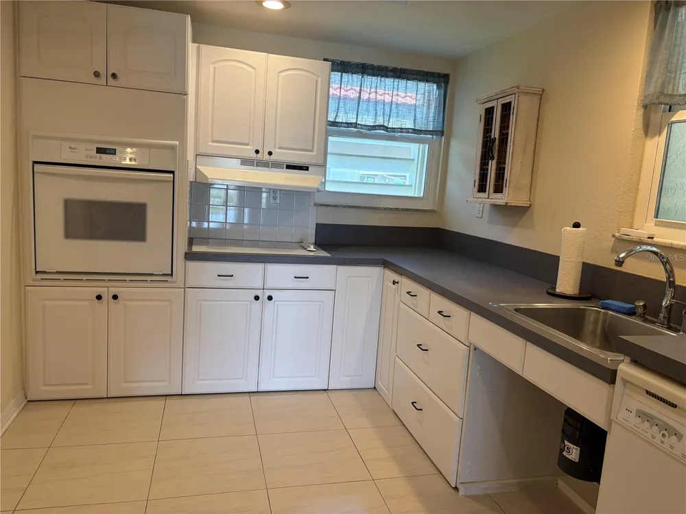 7907 SAILBOAT KEY BOULEVARD S #105 South Pasadena, FL 33707
