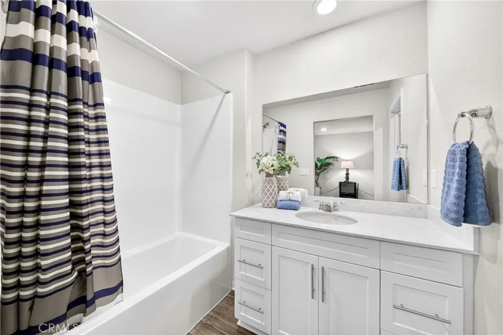 1208 Dock Lane Harbor City, CA 90710