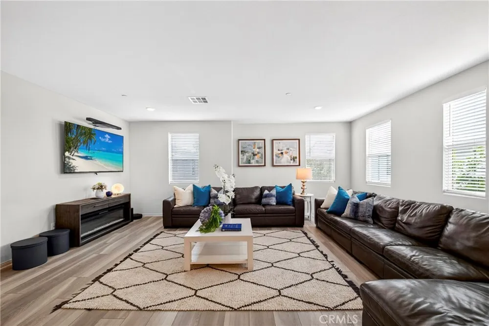 1208 Dock Lane Harbor City, CA 90710