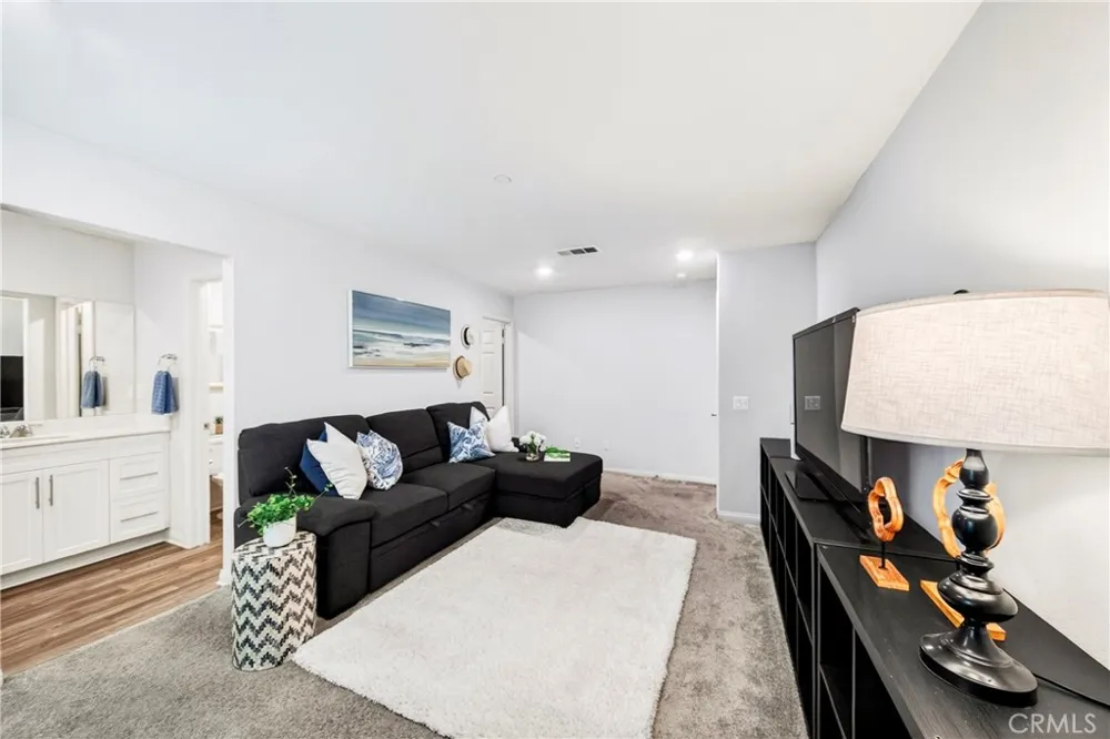 1208 Dock Lane Harbor City, CA 90710