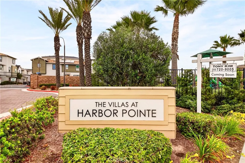 1208 Dock Lane Harbor City, CA 90710