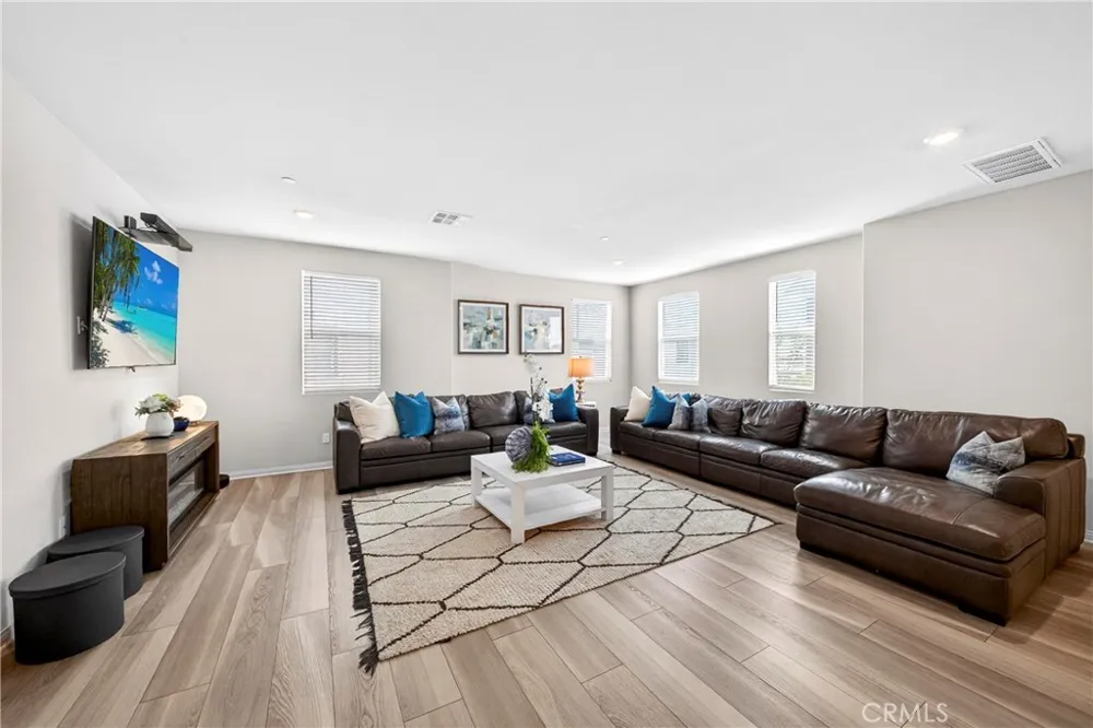 1208 Dock Lane Harbor City, CA 90710