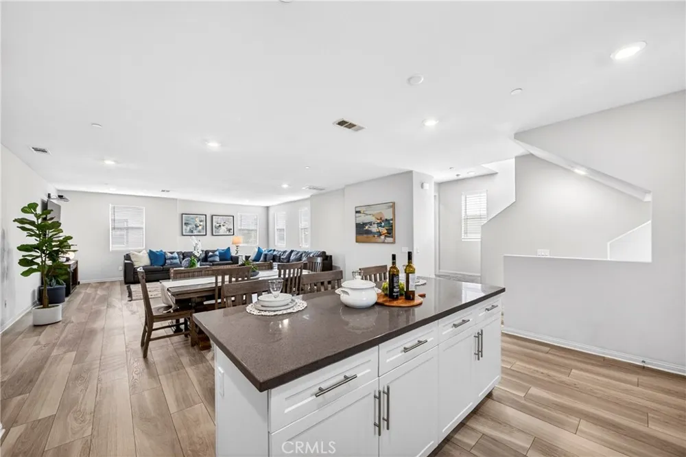1208 Dock Lane Harbor City, CA 90710