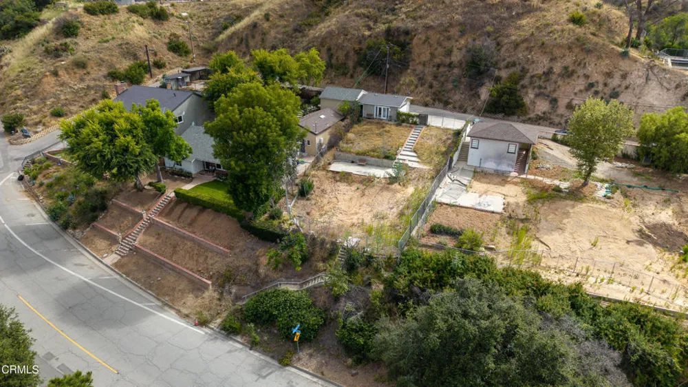 1205 E Loma Alta Drive Altadena, CA 91001