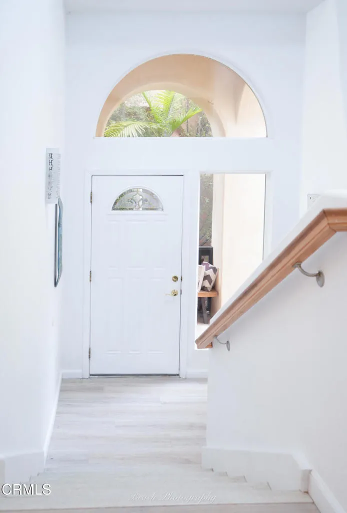 270 Valley Road Oak View, CA 93022