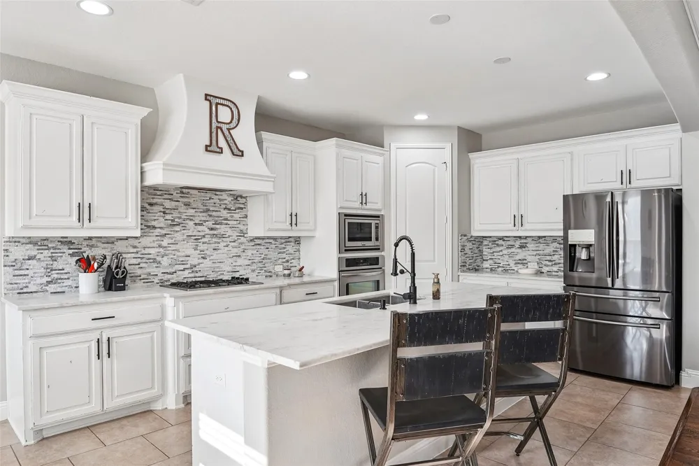 235 Williamsburg Lane Ovilla, TX 75154
