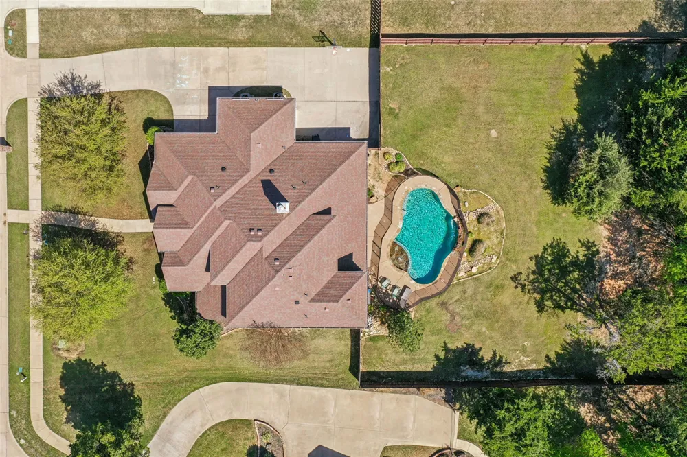 235 Williamsburg Lane Ovilla, TX 75154