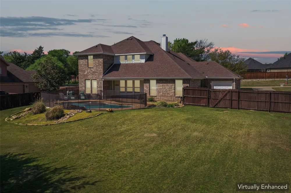 235 Williamsburg Lane Ovilla, TX 75154