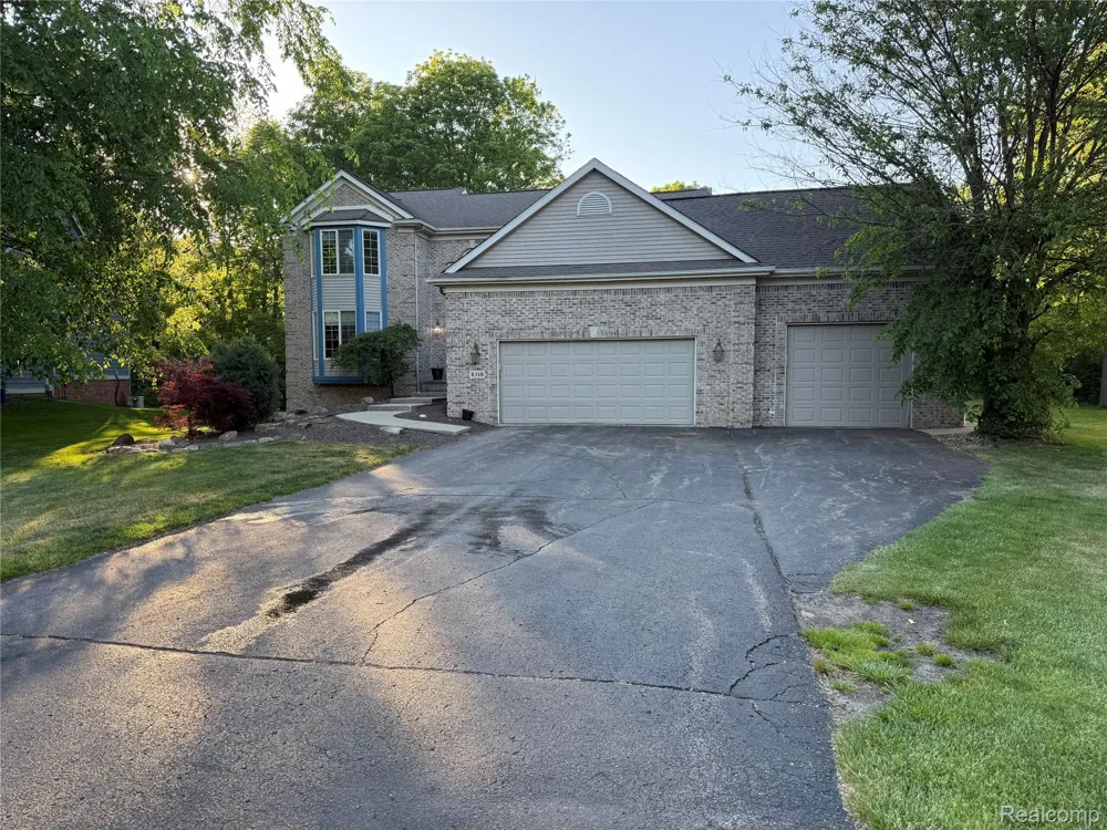 8318 Mill Pointe Court Atlas Township, MI 48438