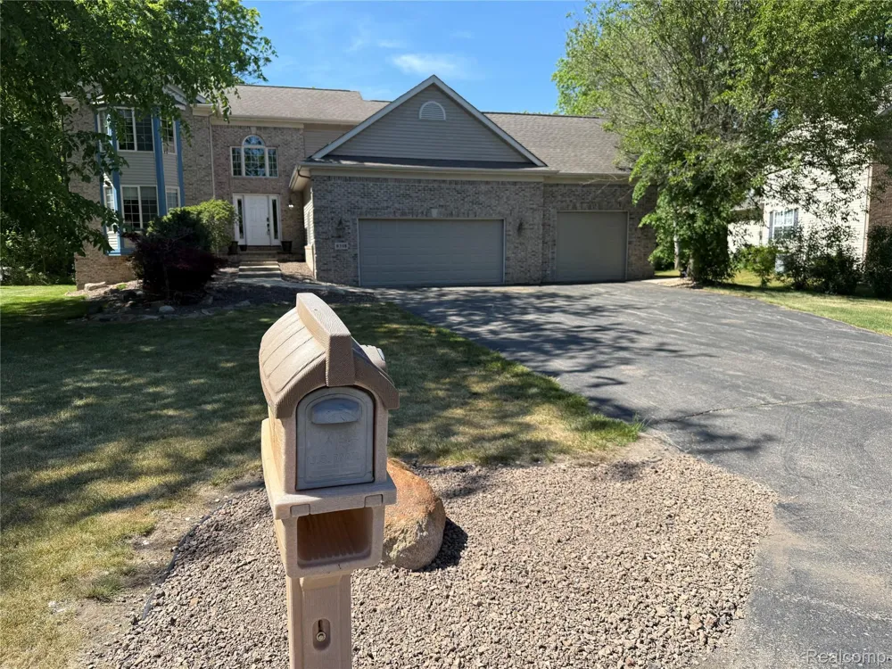 8318 Mill Pointe Court Atlas Township, MI 48438
