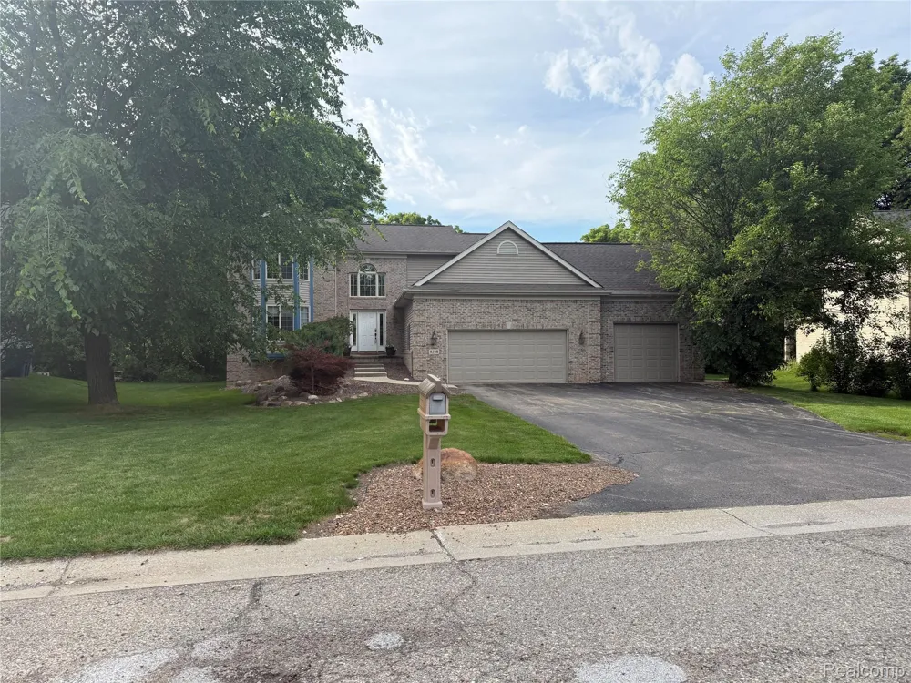 8318 Mill Pointe Court Atlas Township, MI 48438