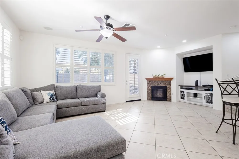 27923 Cactus Avenue #B Moreno Valley, CA 92555