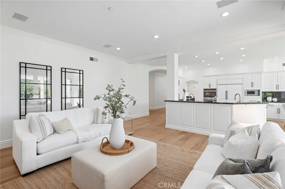 15 Canada Oaks Coto de Caza, CA 92679