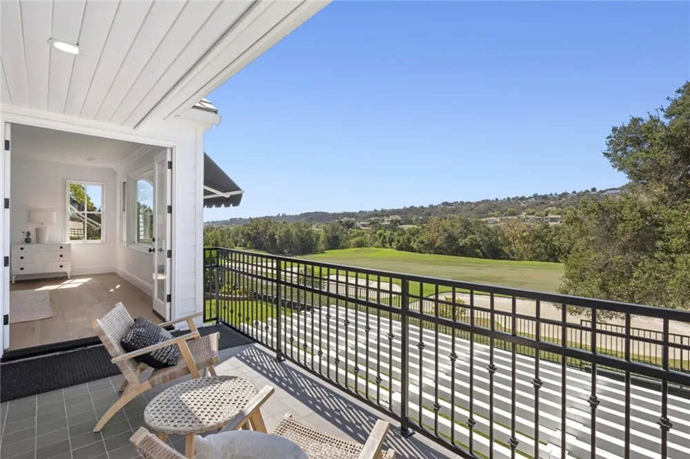 15 Canada Oaks Coto de Caza, CA 92679