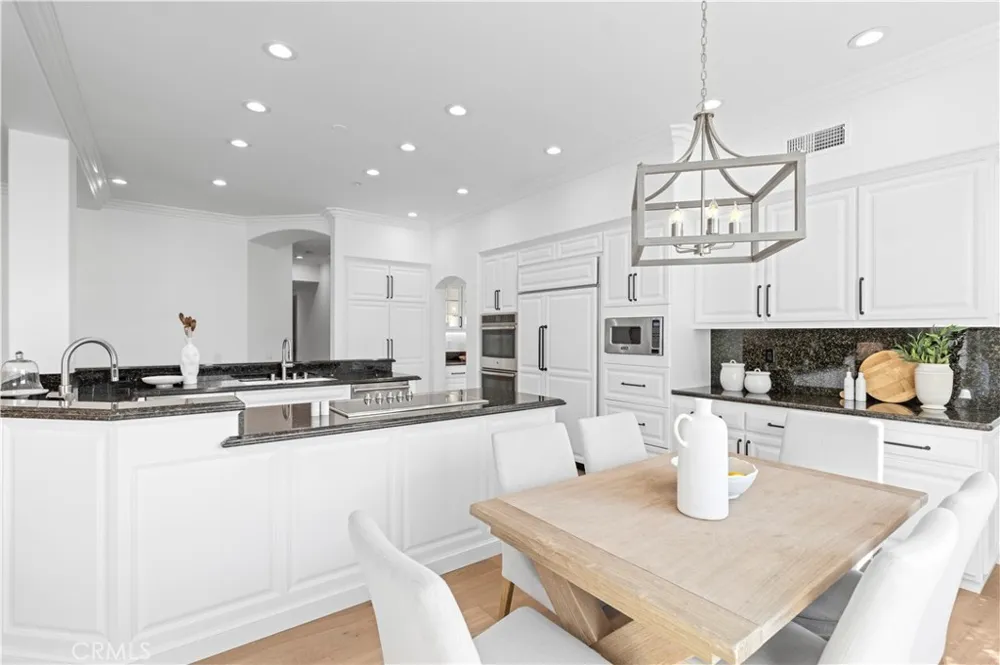 15 Canada Oaks Coto de Caza, CA 92679