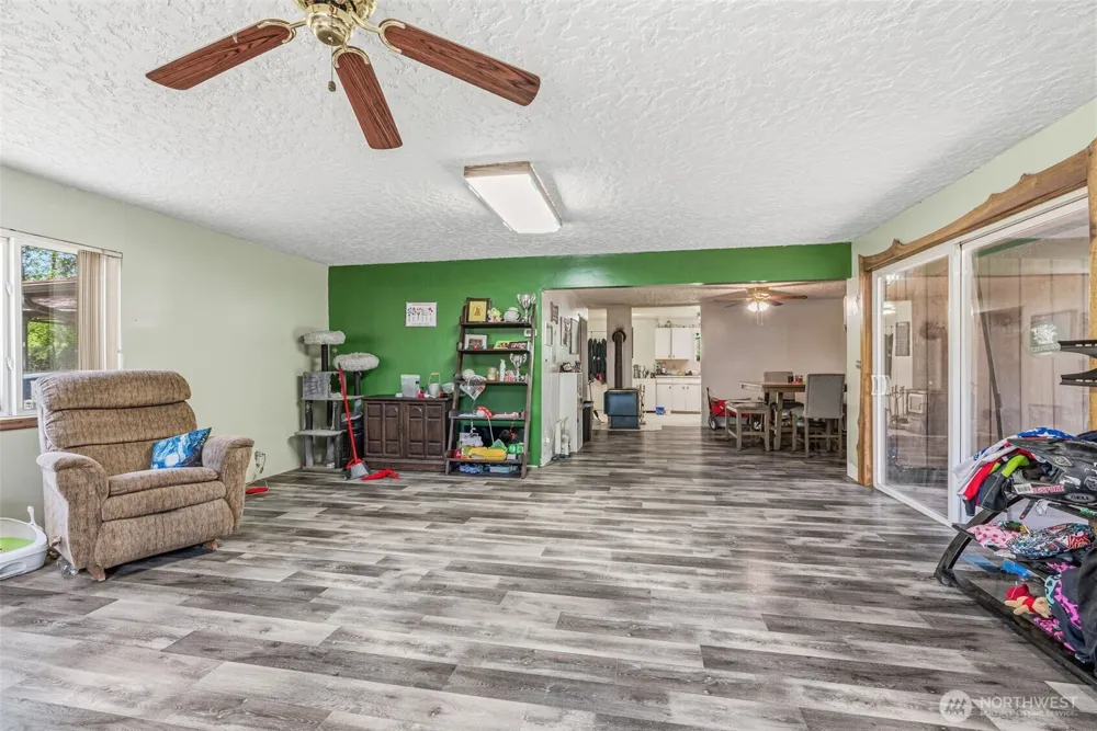 5352 Spirit Lake Highway Toutle, WA 98649
