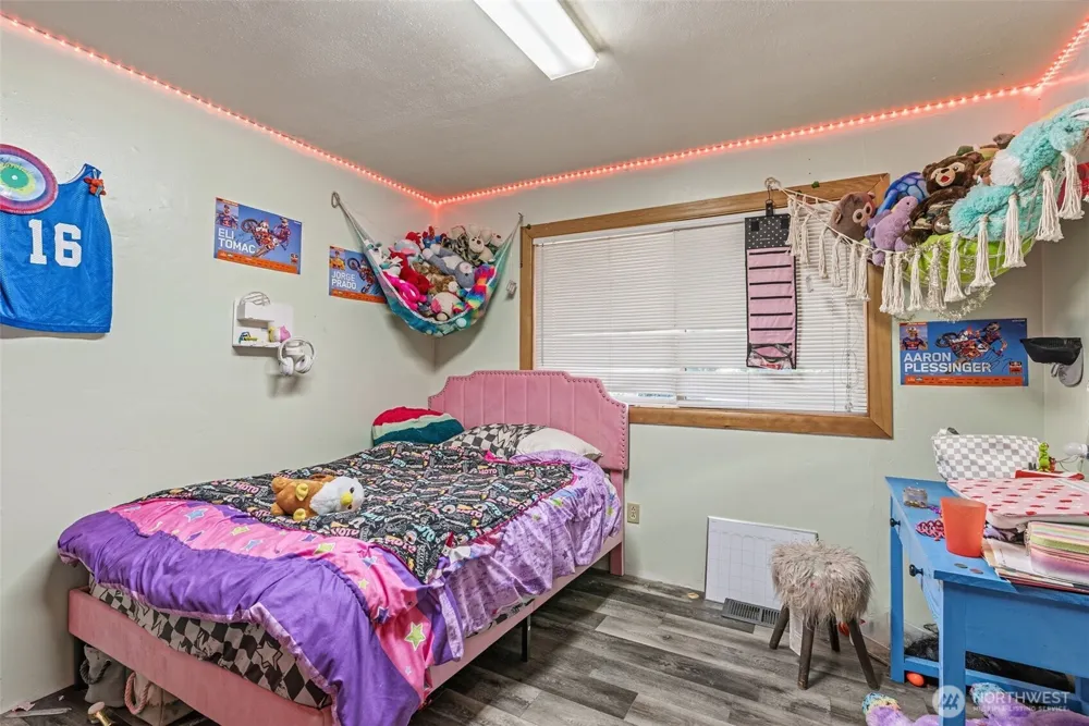 5352 Spirit Lake Highway Toutle, WA 98649