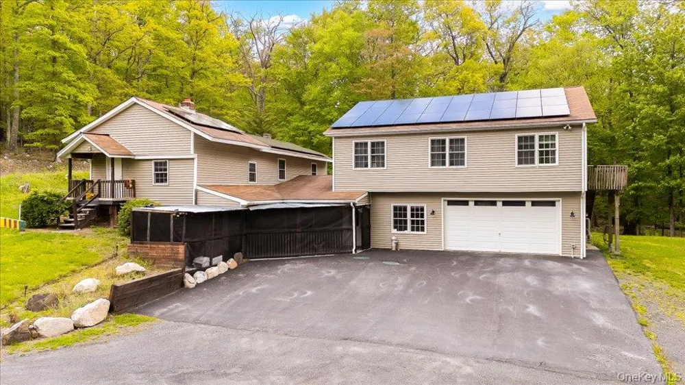 80 Jones Road Pine Bush, NY 12566